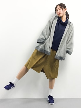 「アイテム（ポンチョ）」を使った、矢野結衣さん（レディース・166cm・20代）の冬コーディネート