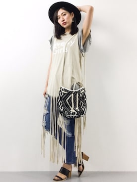 「NE QUITTEZ PAS!（ヌキテパ）のアイテム（バッグ）」を使った、矢野結衣さん（レディース・166cm）の春コーディネート