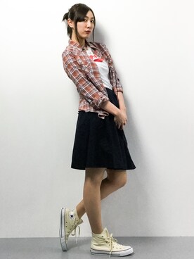 矢野結衣さんの「スリムクルーネックTシャツ/オーガニックコットン」を使ったコーディネート