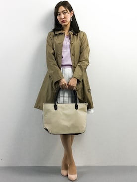 「MACKINTOSH PHILOSOPHY（ﾏｯｷﾝﾄｯｼｭ ﾌｨﾛｿﾌｨｰ）のアイテム（ステンカラーコート）」を使った、矢野結衣さん（レディース・166cm）の春コーディネート