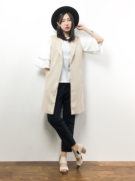 「M.deux（エムドゥ）のアイテム（ベスト）」を使った、矢野結衣さん（レディース・167cm）の春コーディネート