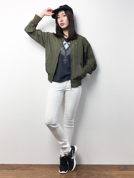 「アイテム（MA-1）」を使った、矢野結衣さん（レディース・167cm・20代）の春コーディネート
