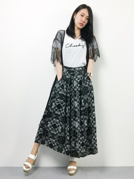「ILIMA（イリマ）のアイテム（サンダル）」を使った、矢野結衣さん（レディース・167cm）の春コーディネート