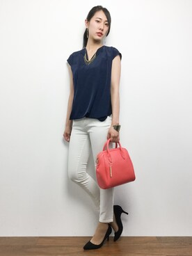 「STRAWBERRY-FIELDS（ストロベリーフィールズ）のアイテム（Tシャツ/カットソー）」を使った、矢野結衣さん（レディース・167cm）の夏コーディネート