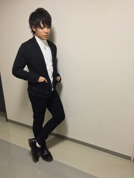 「HVC（エイチブイシー）のアイテム（テーラードジャケット）」を使った、奎太さん（メンズ・175cm）の秋コーディネート