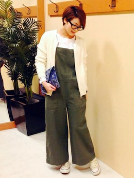 「LBC（エルビーシー）のアイテム（サロペット/オーバーオール）」を使った、KAOさん（レディース・164cm）の冬コーディネート