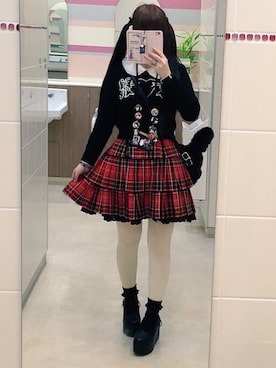 「DearMyLove（ディアマイラブ）のハートフリル刺繍ブラウス」を使った、𝓴さん（レディース・160cm）の冬コーディネート