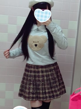 「DearMyLove（ディアマイラブ）のハートフリル刺繍ブラウス」を使った、𝓴さん（レディース・160cm）の冬コーディネート