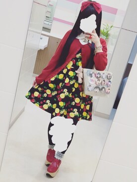 「DearMyLove（ディアマイラブ）のハートフリル刺繍ブラウス」を使った、𝓴さん（レディース・160cm）の冬コーディネート