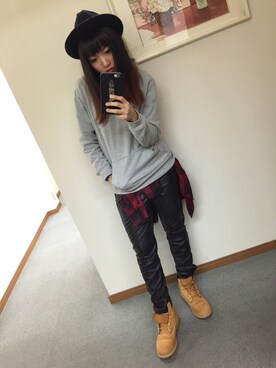 EMILY TANAKAさんのコーディネート