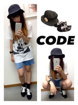 EMILY TANAKAさんのコーディネート