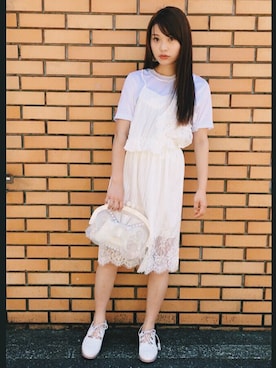 「mame（マメ）のアイテム（バッグ）」を使った、三橋栄香さん（レディース・155cm）の春コーディネート