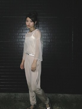 「RLIGHTs（ライツ）のアイテム」を使った、三橋栄香さん（レディース・155cm）の秋コーディネート