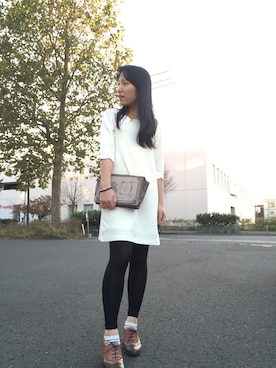 「axes femme（アクシーズファム）のアイテム（クラッチバッグ）」を使った、Juliaさん（レディース・158cm）の秋コーディネート