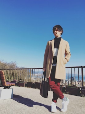 「アイテム（デニムパンツ、レッド系）」を使った、こよーんさん（メンズ・176cm）の冬コーディネート