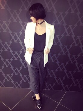 「MIXXO（ミッソ）のアイテム（スラックス）」を使った、林 妶さん（レディース・162cm）の春コーディネート