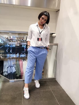 「MIXXO（ミッソ）のアイテム（パンツ）」を使った、林 妶さん（レディース・162cm）の秋コーディネート