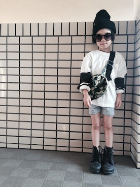 「アイテム（ボディバッグ/ウエストポーチ、グリーン系）」を使った、rittyさん（キッズ・110cm）の春コーディネート