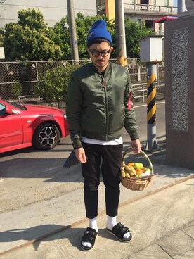 「Alpha Industries（アルファインダストリーズ）のアイテム（フォーマルスーツ/小物）」を使った、riverさん（メンズ・174cm）の冬コーディネート