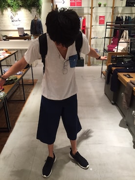 モノトーンたまらんさんのコーディネート