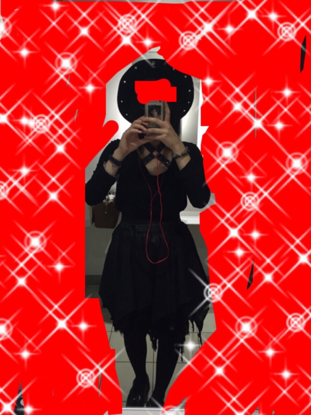 「ALGONQUINSのアイテム（Tシャツ/カットソー、ブラック系）」を使った、やぎ☆〜（ゝ。∂）さん（レディース・165cm）の秋コーディネートの1枚目の写真