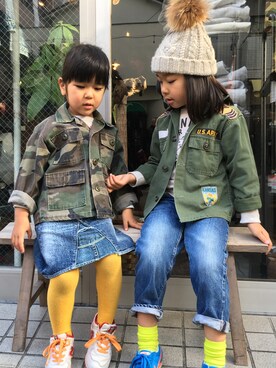 「5歳」｜「アイテム（ミリタリージャケット）」を使った、khsさん（キッズ・110cm）の冬コーディネート