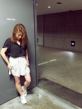 「ショーパン×スニーカー」｜「アイテム（腕時計）」を使った、MINX河野 沙耶佳さん（レディース・154cm）の春コーディネート