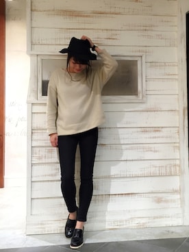 「ALL BLACK（オールブラック）のアイテム」を使った、MINX河野 沙耶佳さん（レディース・154cm）の秋コーディネート