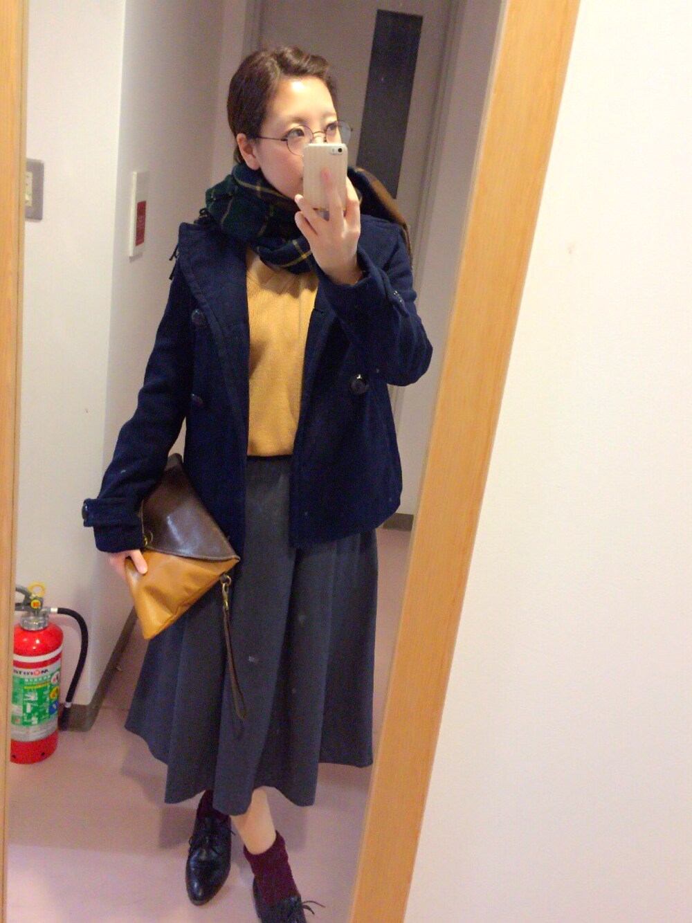 「大人カジュアル」｜「Cheekのアイテム（その他シューズ、ブラック系）」を使った、yokko⚛˚⌖✩さん（レディース・160cm）の冬コーディネートの1枚目の写真