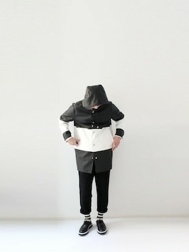 「ブラック×ホワイト」｜「アイテム（レインシューズ）」を使った、LOOK AT USさん（メンズ・174cm）の冬コーディネート