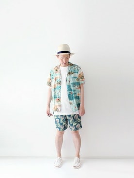 「LOOK AT US」｜LOOK AT USさん（メンズ・174cm）の春コーディネート