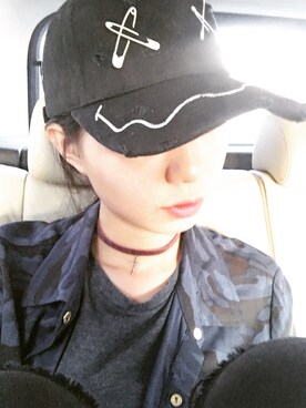 「FOREVER 21（フォーエバー トゥエンティーワン）のアイテム（シャツ/ブラウス、ブルー系）」を使った、muuuuuumaさん（レディース）の秋コーディネート