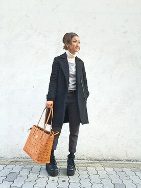「L.H.P（エルエイチピー）のアイテム（トートバッグ）」を使った、hanae maruiさん（レディース・155cm）の冬コーディネート