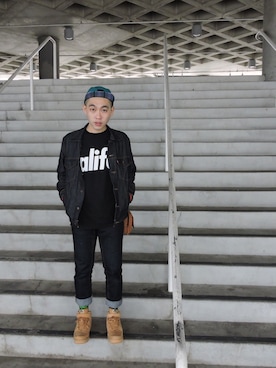 「airforce1」｜「アイテム（デニムジャケット）」を使った、sungwookchoさん（メンズ・173cm）の冬コーディネート