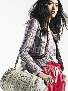 「海外」｜「アイテム（その他）」を使った、Saks Fifth Avenueさん（レディース・160cm）の冬コーディネート