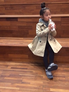 「5歳」｜「アイテム（トレンチコート）」を使った、ayumiさん（キッズ・90cm）の春コーディネート