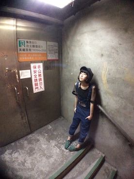 「OUTER SPACE（アウタースペース）のアイテム（パンツ）」を使った、Hidel*喜多さん（レディース・158cm）の夏コーディネート