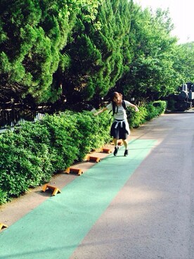 「CONVERSE（コンバース）のCONVERSE ALL STAR ARMYSHOES MID/オールスター アーミーシューズ MID（スニーカー、ブラック系）」を使った、fuさん（レディース・163cm）の春コーディネート