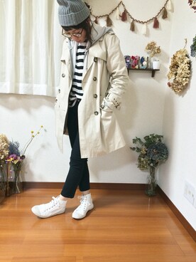 「白いスニーカー」｜「アイテム（トレンチコート）」を使った、eemmiiiiさん（レディース・153cm）の春コーディネート