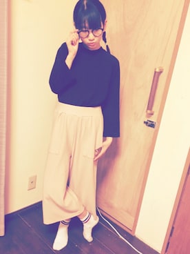 「LOWRYS FARM（ローリーズファーム）のリップルワイドクロップドパンツ 716170（その他パンツ、ピンク系）」を使った、Nene 音々さん（レディース・165cm）の春コーディネート