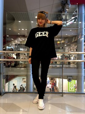 「ブラック×ホワイト」｜「アイテム（スウェット）」を使った、みい はるかさん（レディース・162cm）の夏コーディネート