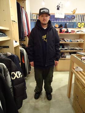 「Back Channel（バックチャンネル）のアイテム（その他アウター）」を使った、ブラックストアさん（メンズ・168cm）の冬コーディネート