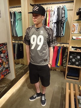 「Back Channel（バックチャンネル）のアイテム（その他トップス）」を使った、ブラックストアさん（メンズ・176cm）の夏コーディネート