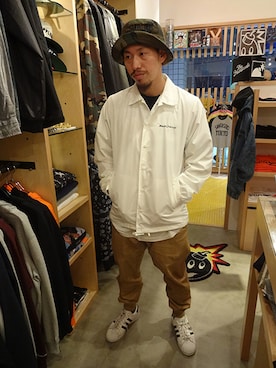 「Back Channel（バックチャンネル）のアイテム（ナイロンジャケット）」を使った、ブラックストアさん（メンズ・170cm）の秋コーディネート
