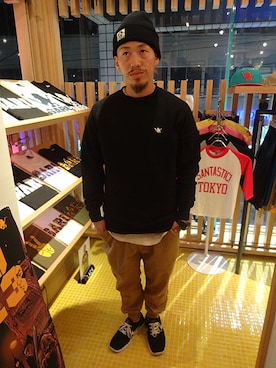 「PUBLISH（パブリッシュ）のアイテム（チノパンツ）」を使った、ブラックストアさん（メンズ・170cm）の秋コーディネート
