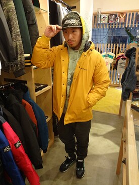 「Back Channel（バックチャンネル）のアイテム（その他アウター）」を使った、ブラックストアさん（メンズ・170cm）の冬コーディネート