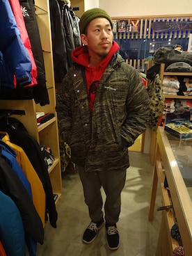 「Back Channel（バックチャンネル）のアイテム（その他アウター）」を使った、ブラックストアさん（メンズ・171cm）の冬コーディネート