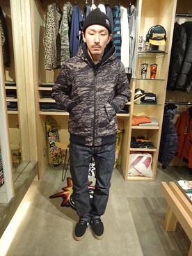 「Back Channel（バックチャンネル）のアイテム（ミリタリージャケット）」を使った、ブラックストアさん（メンズ・177cm）の冬コーディネート