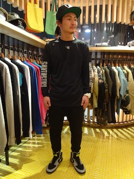「 Tシャツ」｜ブラックストアさん（メンズ・162cm・20代）の春コーディネート