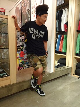 「cassettepunch.（カセットパンチ）のアイテム（トップス）」を使った、ブラックストアさん（メンズ・162cm）の夏コーディネート